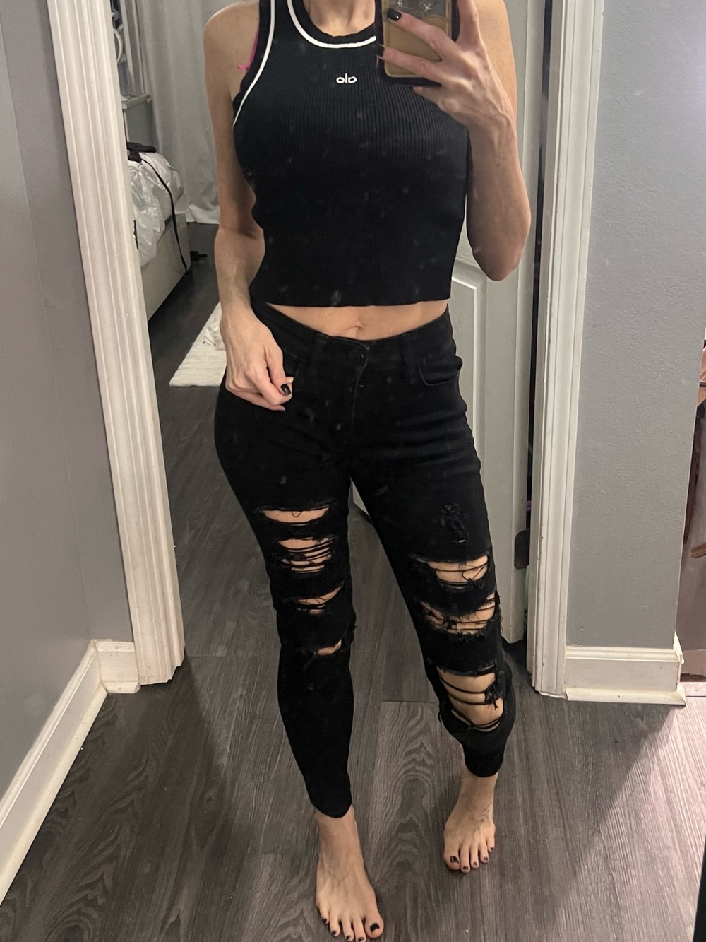 American Eagle Outfitters Black Distressed Skinny Jeans